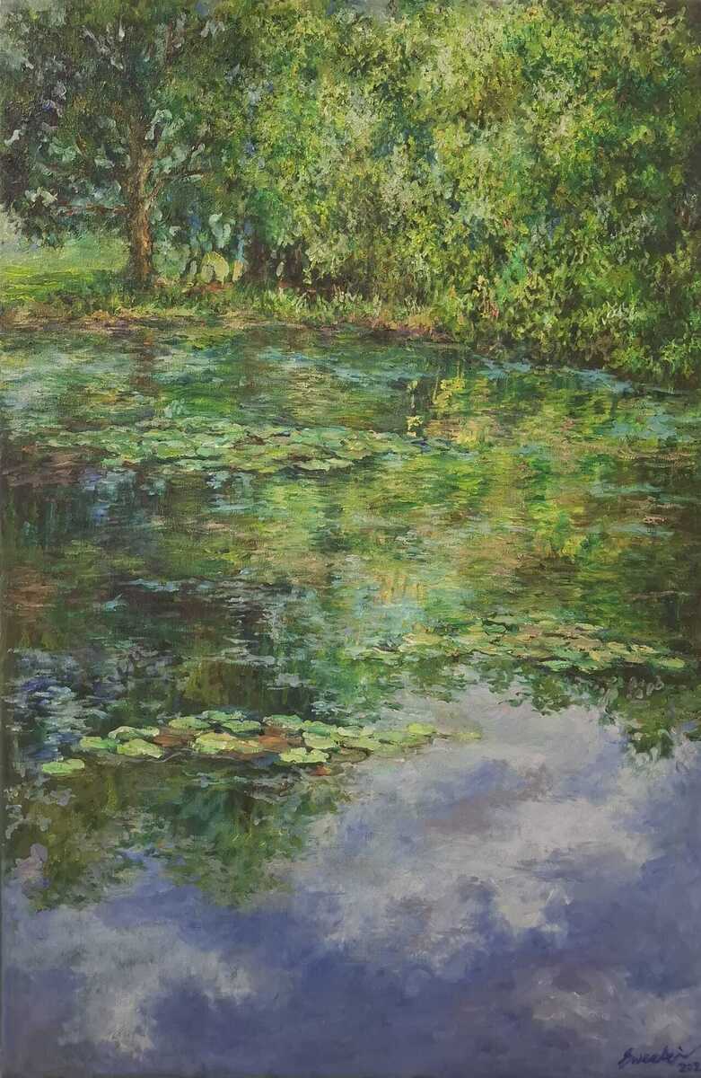 Emerald Glow Eco Lake