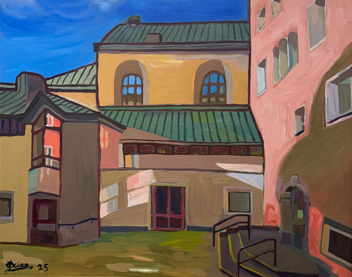 Sunlit Courtyard Layers